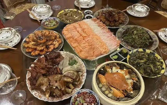 ��һɽ��լ�ۻ���������Ⱦ�׷���С������ǽ�Ϲһ���¶��ʵ��Ʒ