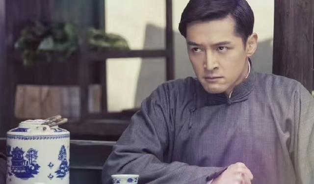 20年前，张冕为护胡歌离世，胡歌许诺赡养其父母，如今他做到了吗