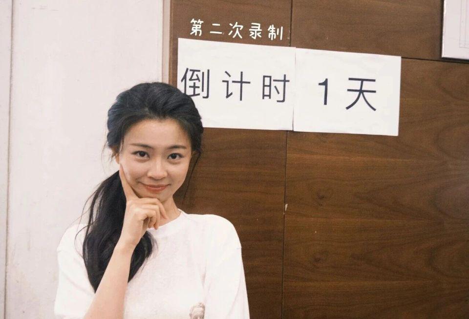 王男上春晚了，多少人为他流泪