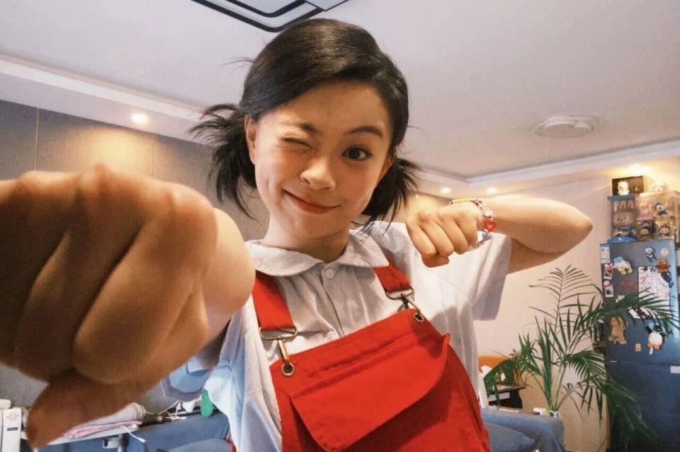 王男上春晚了，多少人为他流泪