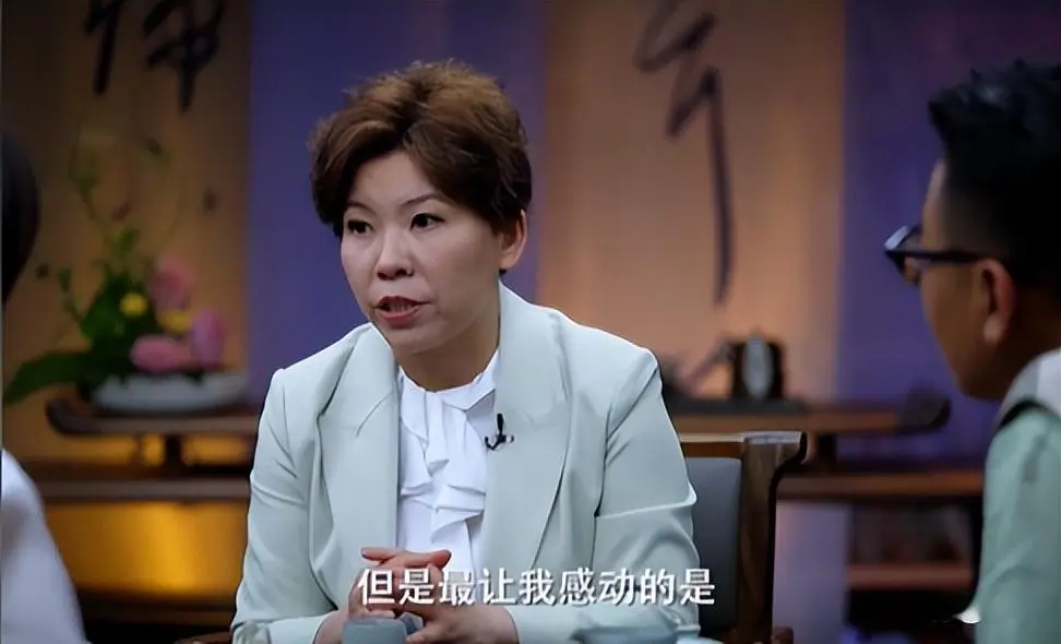 央媒对谷爱凌的称呼变了，七字之差释放强烈信号，邓亚萍说得太对