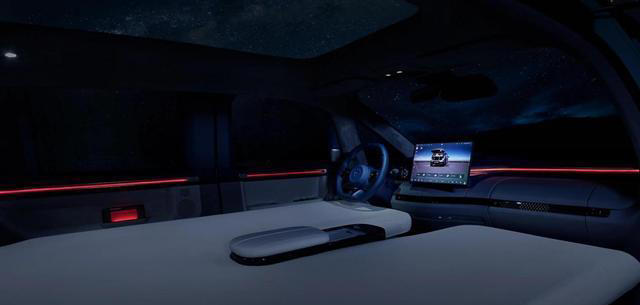 极氪MIX：“对开门” MPV 的大胆创新与探索