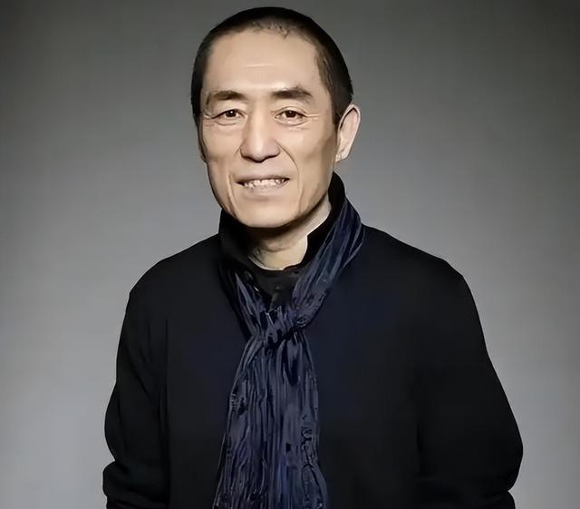 恩爱相伴26年，75岁张艺谋再次官宣重大喜讯，陈婷嫁对了人
