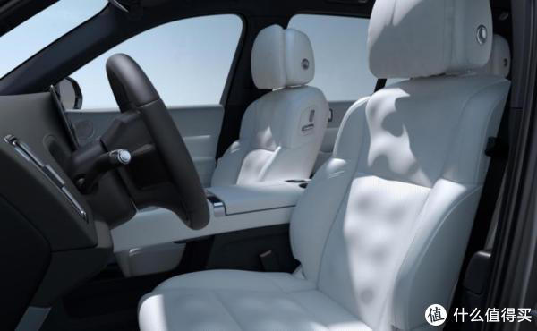 理想L系列焕新，它在哪些方面进行升级？面对其他竞品能打吗？