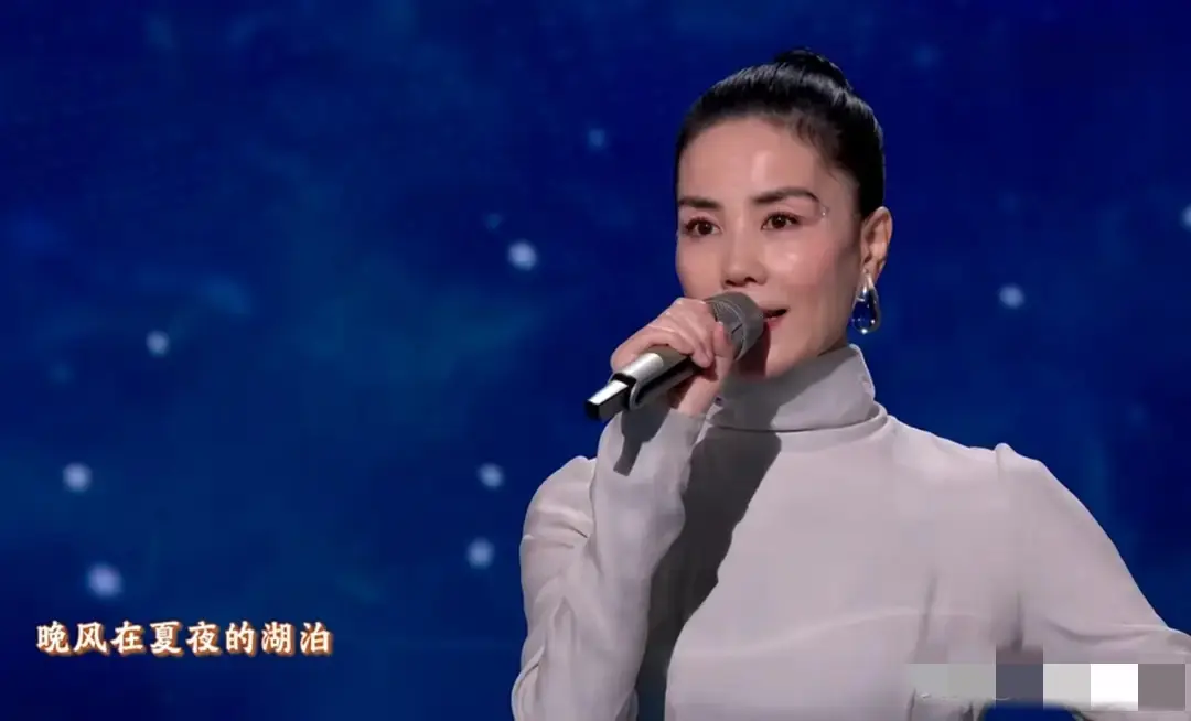 春晚收视率出炉! 李健第二，热巴第三，王菲也没想到，第一会是他