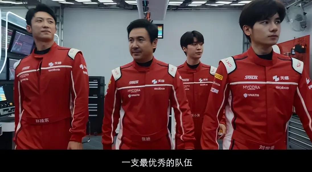 一人毁一部电影?《飞驰人生3》唯一败笔，观众：看他演戏真别扭