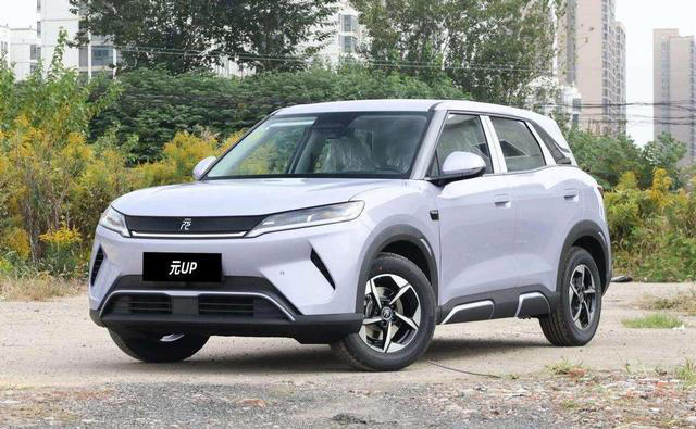 10万级纯电SUV，全新Q05和元UP怎么选？
