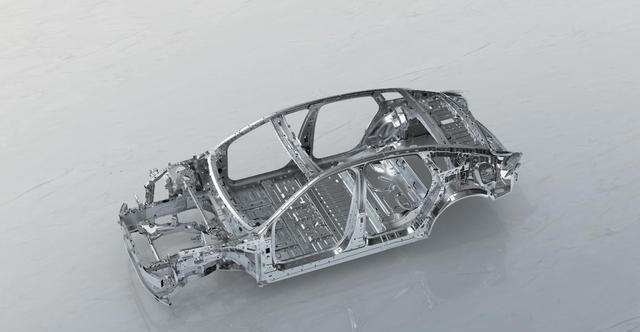 超5米车长、4.9秒加速，风云A9L因何称20万级家用优选？