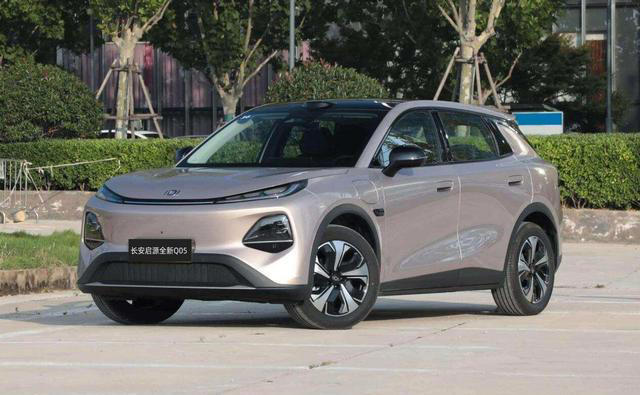 10万级纯电SUV，全新Q05和元UP怎么选？
