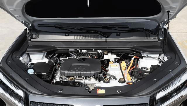 年后想买车：这三款值得一看，价格低颜值高，家用挺香