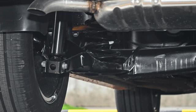 年后想买车：这三款值得一看，价格低颜值高，家用挺香