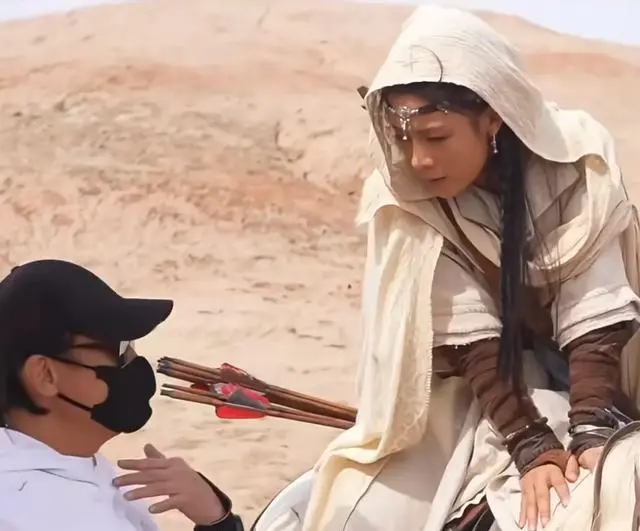 李连杰也没想到，《镖人》才破8亿，吴京就走上另一条“上坡路”