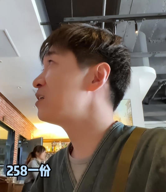 ���Ƕ����ۣ���Ա����ȥ���ݳ��棬2188Ԫһ��Բ��𣬵��˱��˵�