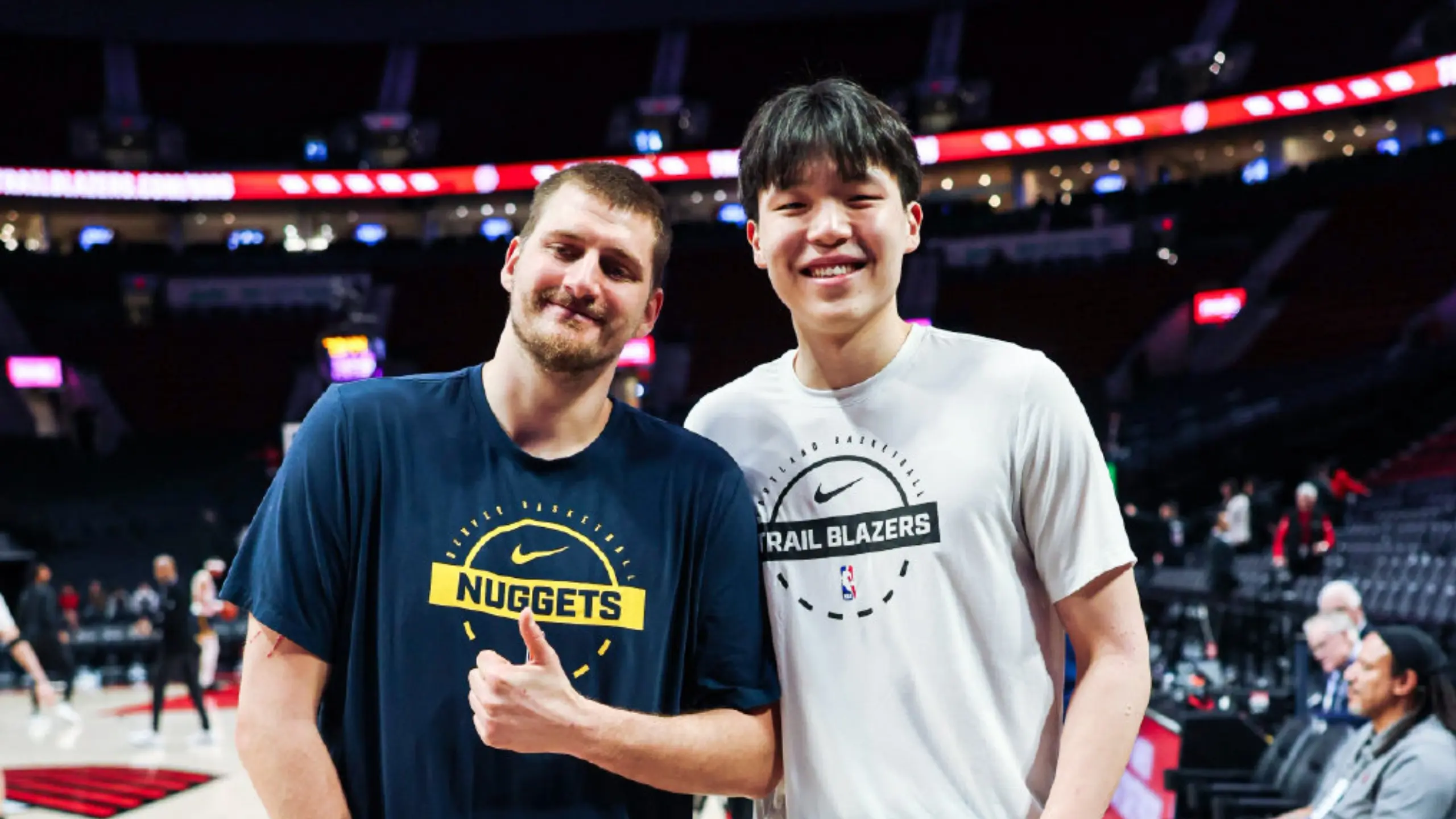 太稳了!约基奇30+12+6打爆绿凯，历史第四人!MVP?