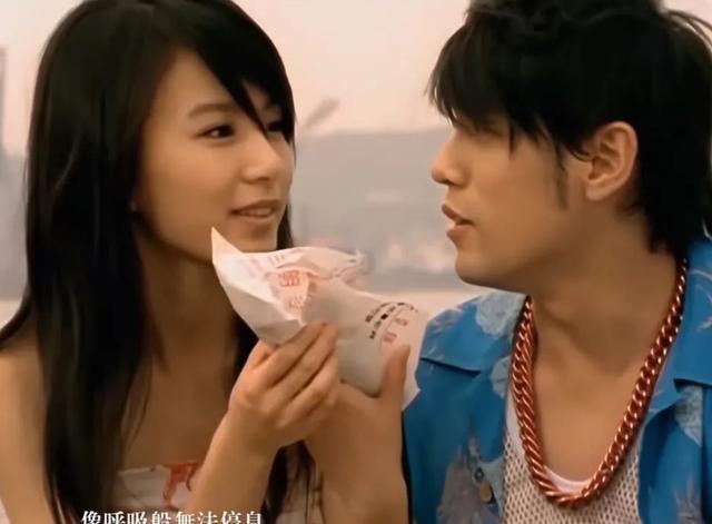 周杰伦INS发昆凌破传闻：婚姻稳如磐石，磕田馥甄CP的该醒醒了