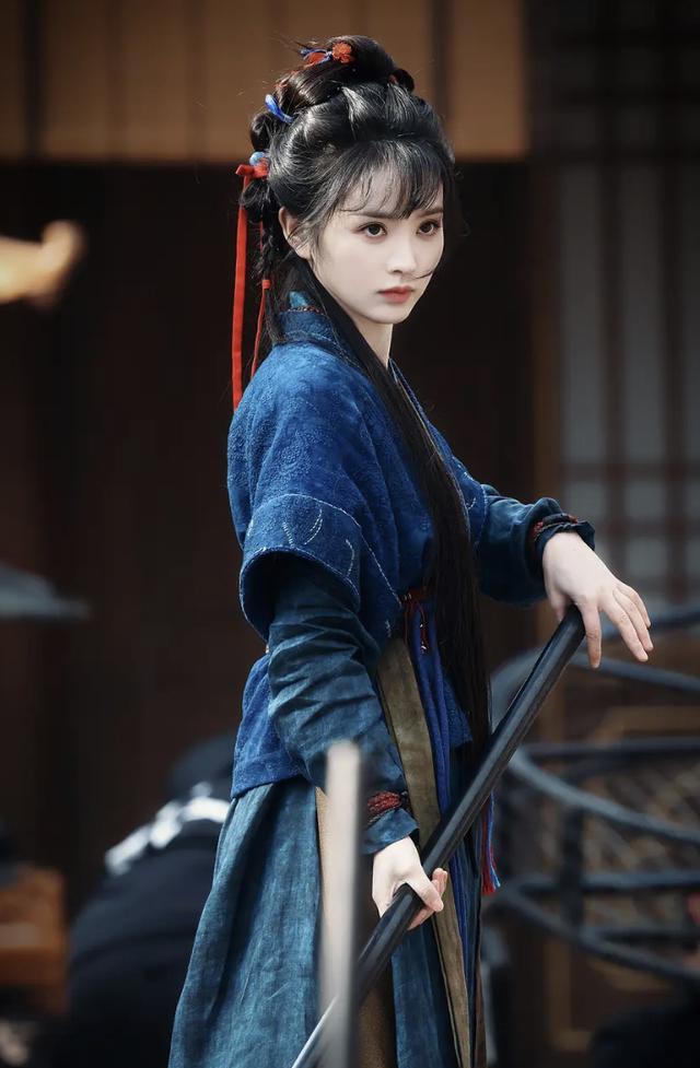 刚播5集热度就爆了？田曦薇张凌赫这对CP，就是古偶剧新标杆