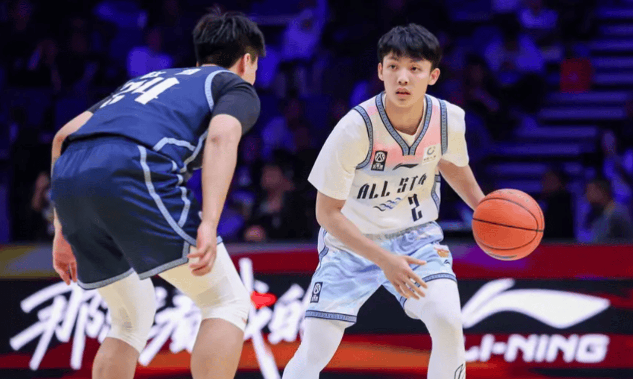祝贺徐杰! 徐杰砍下35分4篮板6助攻，荣膺26年全明星MVP