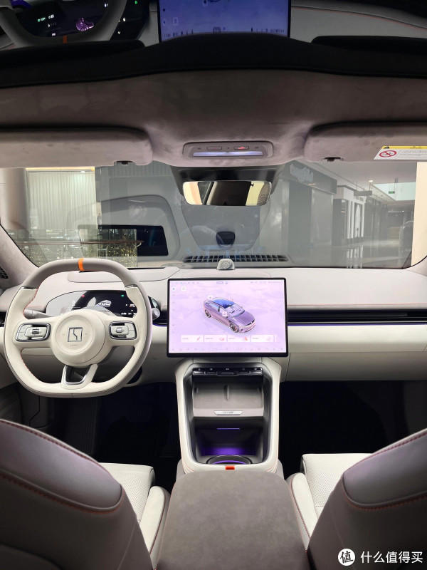 极氪007 GT 2026款选车攻略：900V新架构，等新款还是抄底现款？