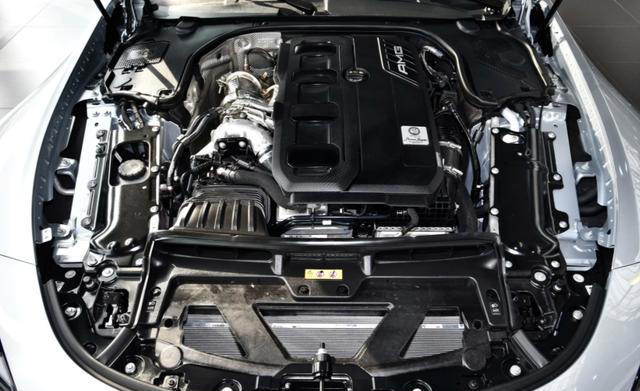 V8动力加持，高性能跑车不妨看看它，品牌性能皆优越