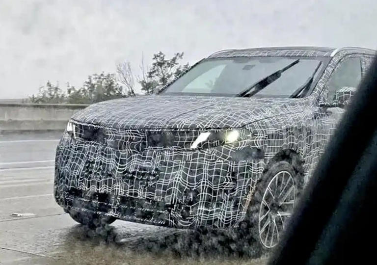 全新一代宝马X5谍照曝光，新设计搭配五种动力