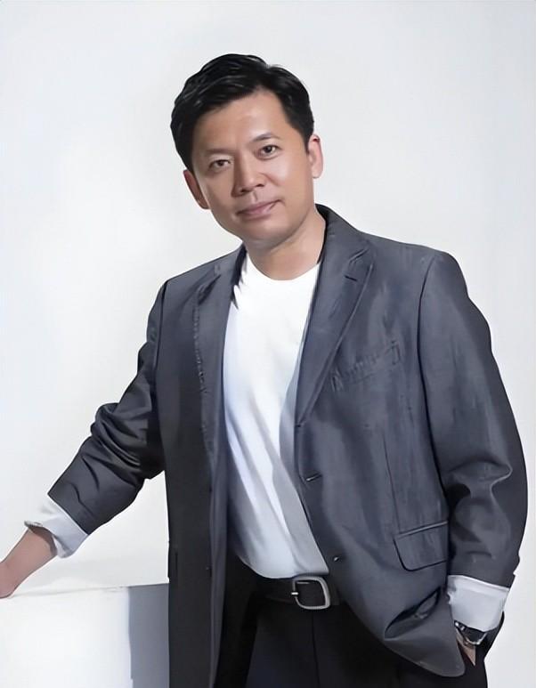 何政军：我这辈子最正确的决定，就是娶了一个平凡的妻子