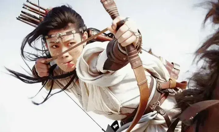 陈丽君在《镖人》中“咬掉一侧箭羽能不能射出拐弯箭”？中国科学院回应