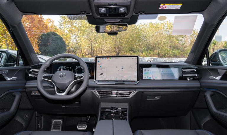 全系标配2.0T引擎，还有四驱可选，26款大众途观L是务实之选？