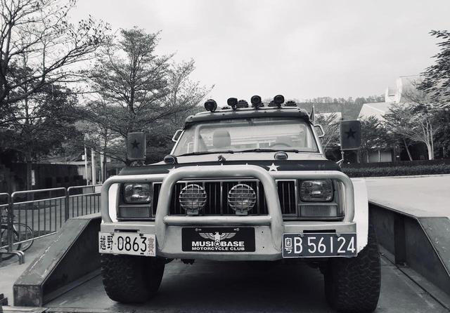 硬派越野车底盘高就够？这些隐藏坑新手根本想不到！