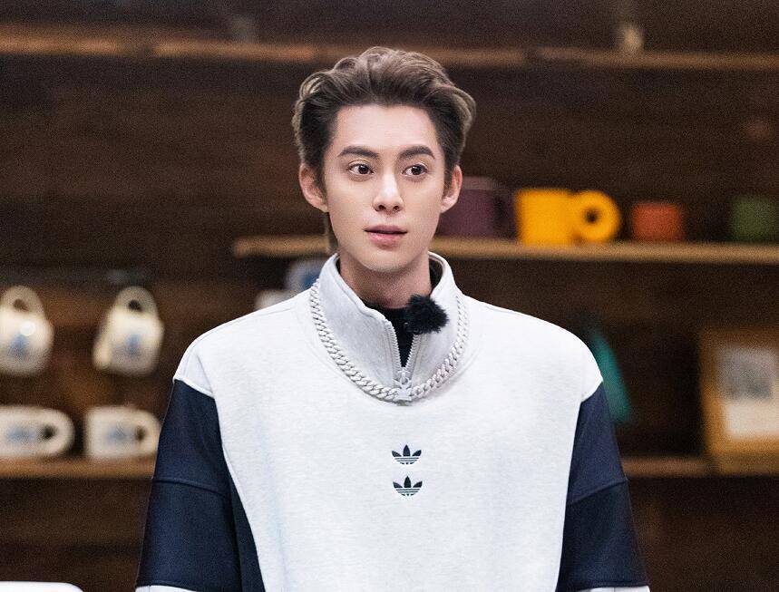 要不是白鹿的“两级反转”，这期《客栈2026》怕是要被骂上热搜了