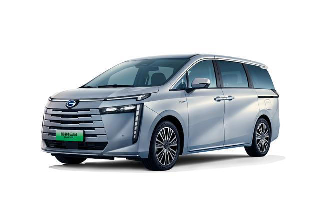 硬派越野车外观硬朗，年轻一代为何偏爱这款新能源座驾？