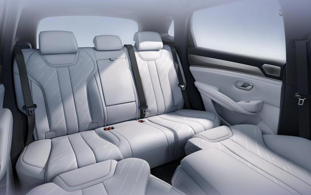 预计售18万？续航710km+后排能当床，比亚迪新款SUV实车亮相