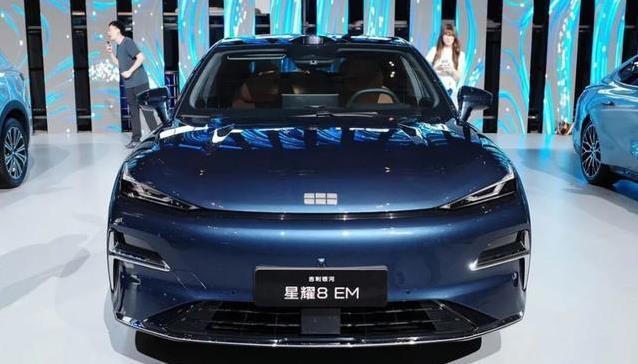 8.79万买5米长插混C级车，首月狂卖1万多辆，合资车还香吗？