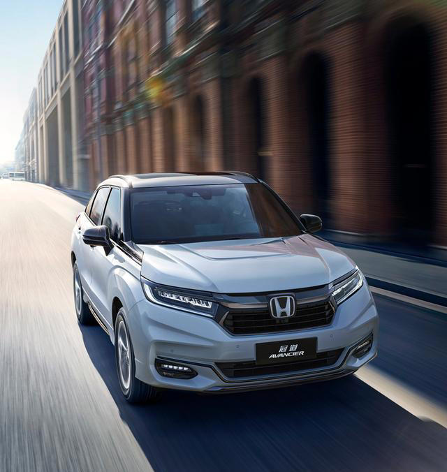 掀桌子了！豪华大五座SUV本田冠道一口价16.98万，还要啥途观L？