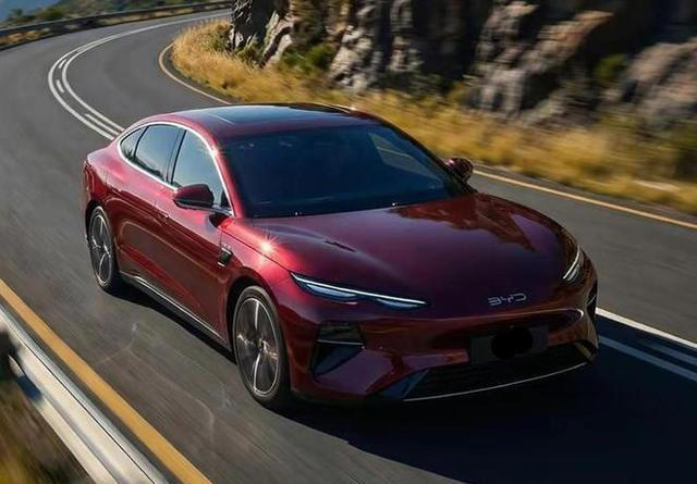 全球第一！海豹08发布，充电5分钟能跑400公里，于3月5日首发亮相