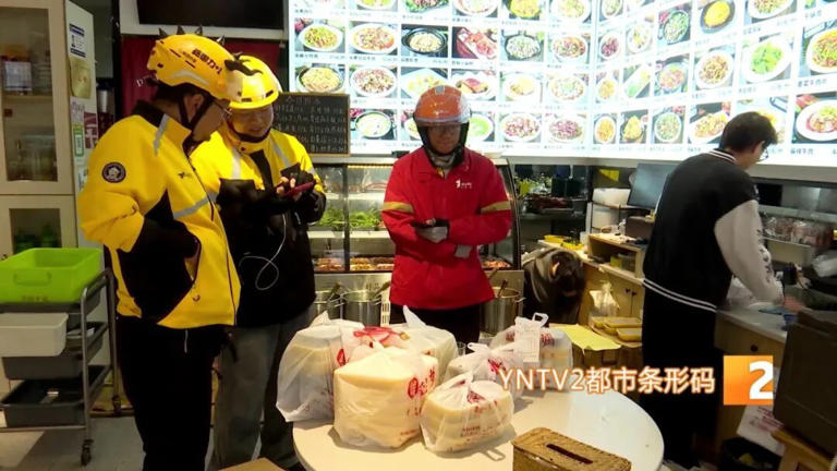 外卖店挂着“可堂食”的招牌，进去却只有一张桌子! 新规出台，这些假堂食店要慌了