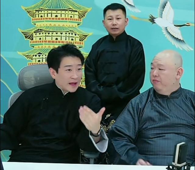 曹云金：唱京剧、唱评戏的，都不需要我去拯救，我只会说相声