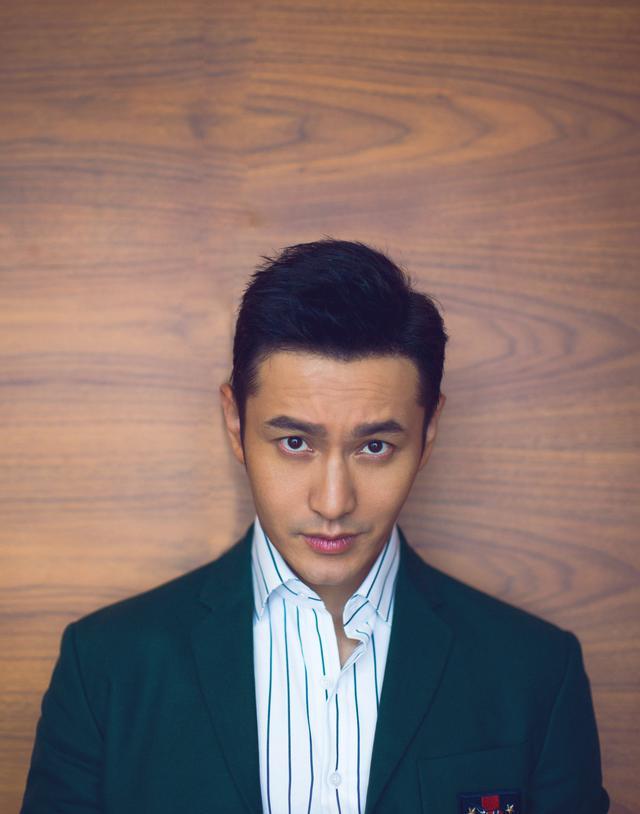 黄晓明三亚被偶遇，网友吐槽他跑步还戴假发穿增高鞋偶像包袱太重