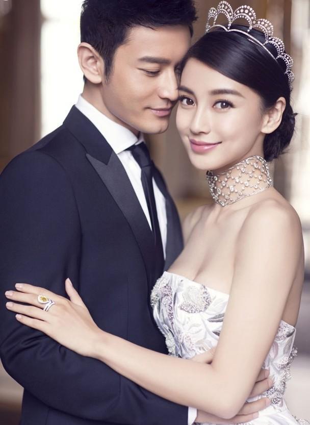 黄晓明三亚被偶遇，网友吐槽他跑步还戴假发穿增高鞋偶像包袱太重