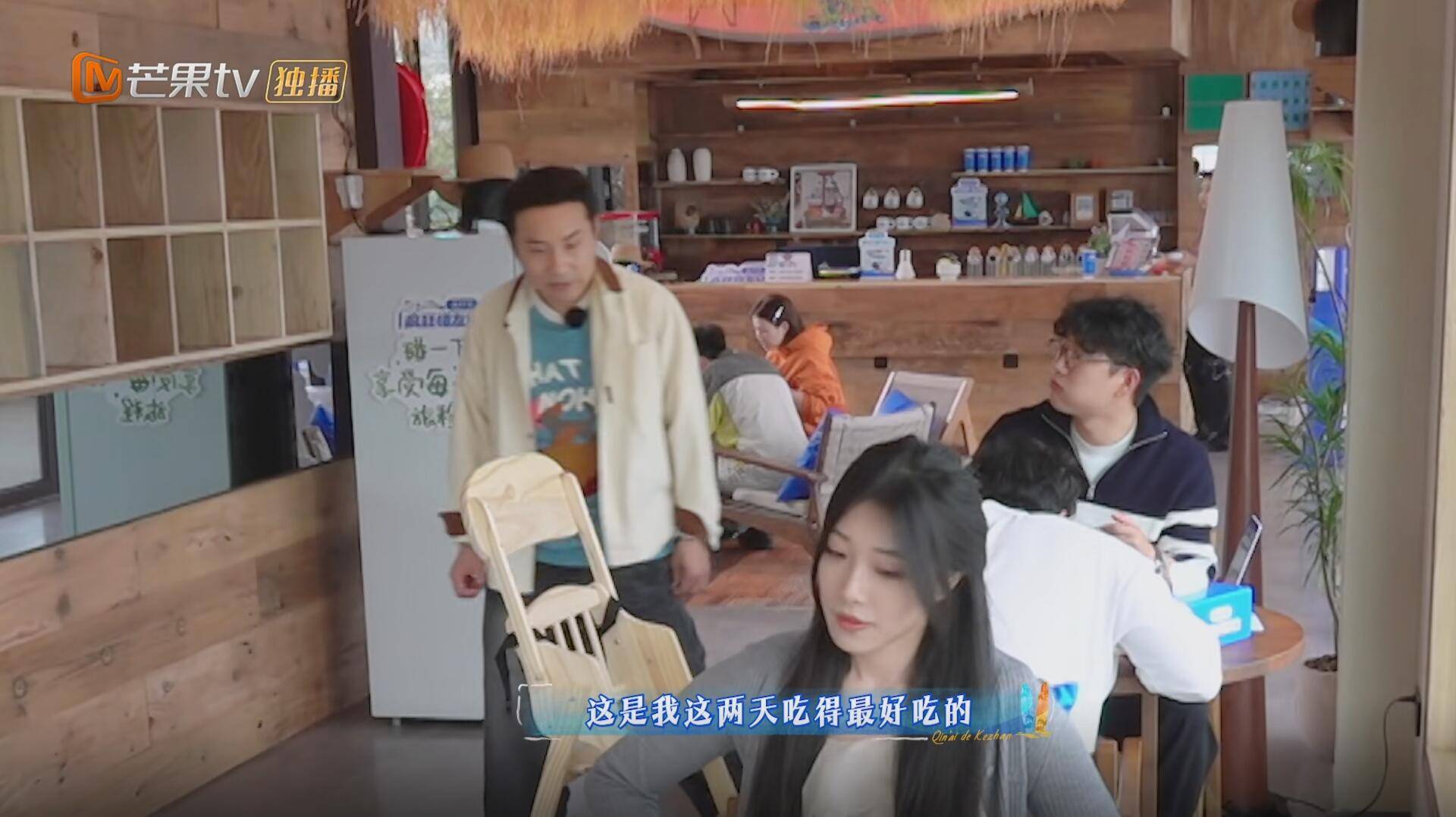 要是没有白鹿的“欠骂操作”，这期《客栈》怕是要被骂上热搜了