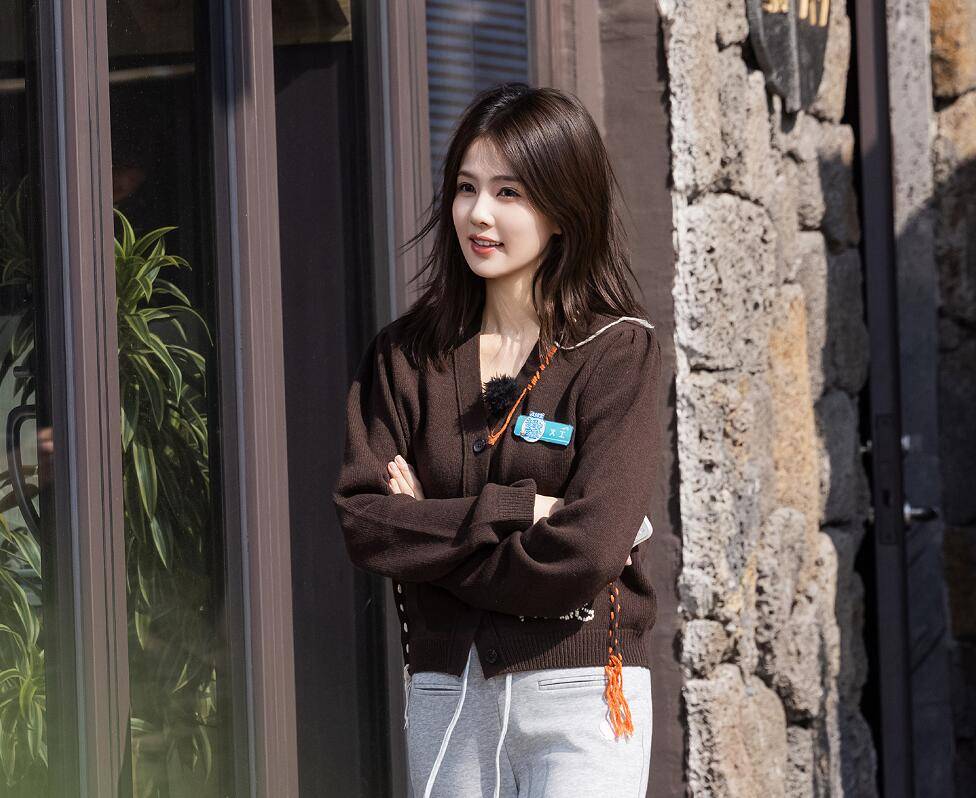  要是没有白鹿的“欠骂操作”，这期《客栈》怕是要被骂上热搜了