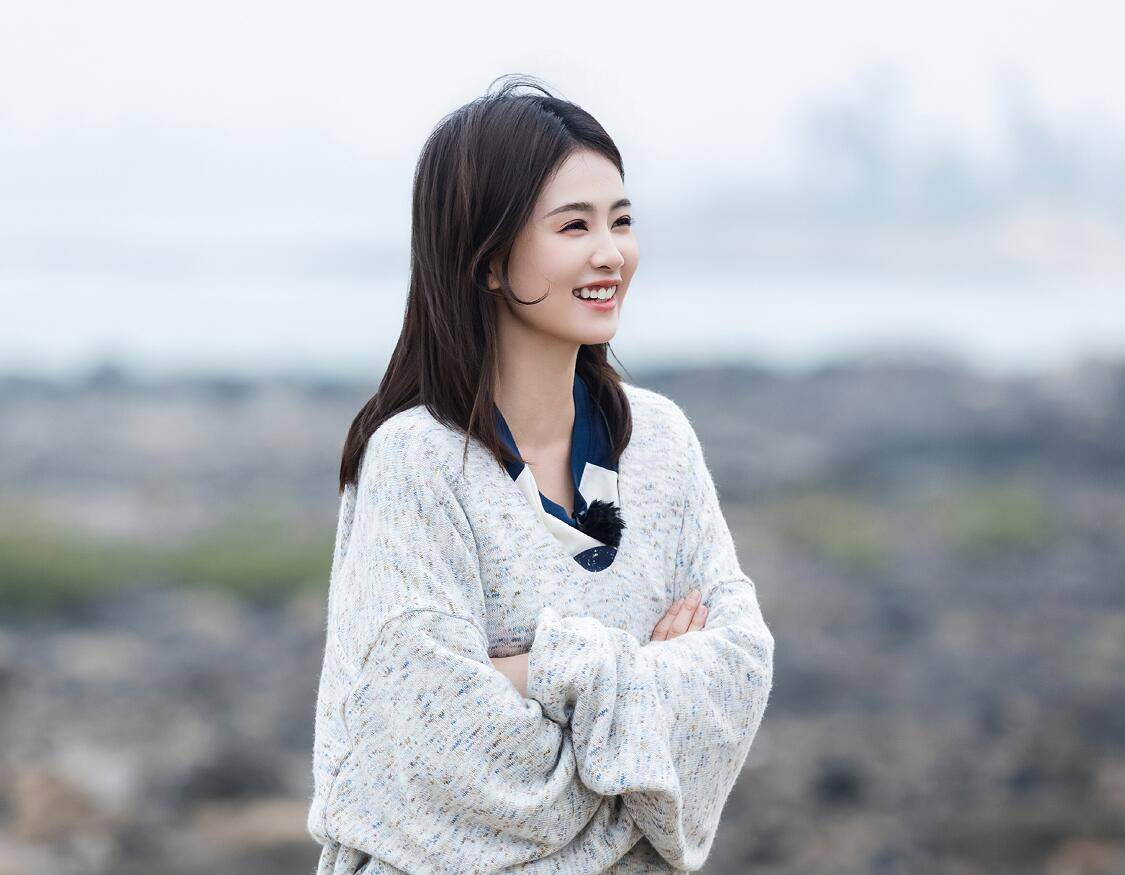 要是没有白鹿的“欠骂操作”，这期《客栈》怕是要被骂上热搜了