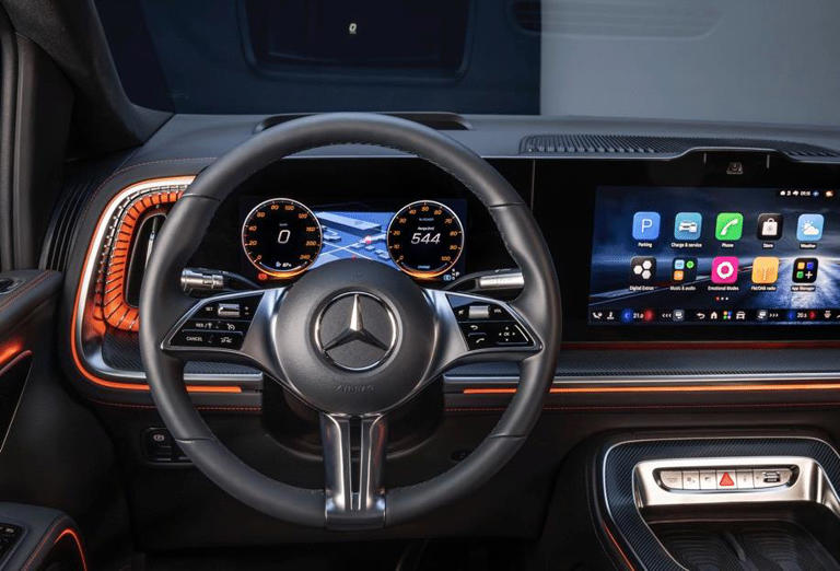 梅赛德斯-奔驰VLE纯电MPV登场，6-8座布局，续航700km！