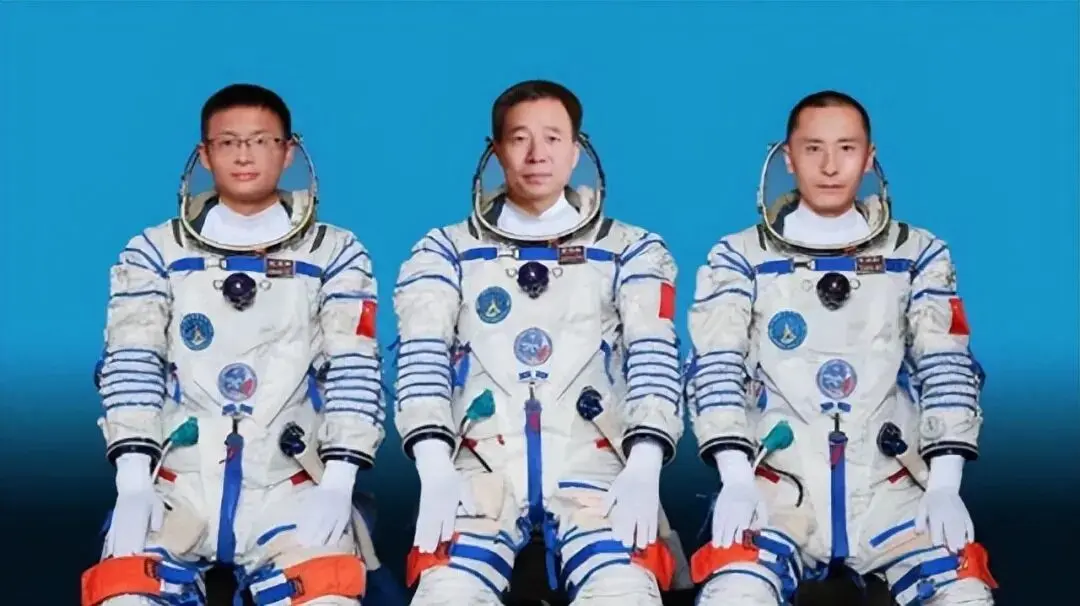 景海鹏聂海胜桂海潮：三人名字连起来，读懂中国航天的秘密
