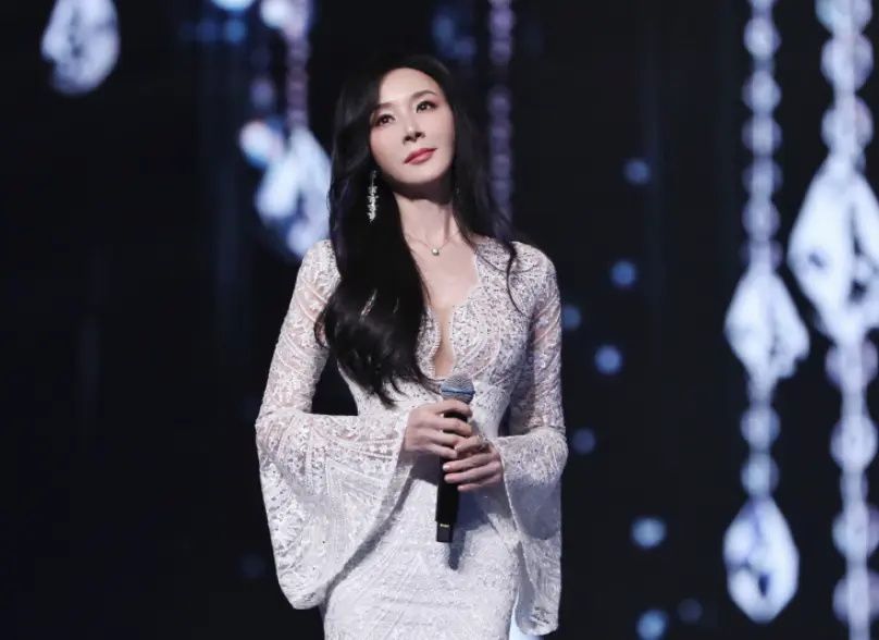 《浪姐7》最大的姐姐58岁，又出现一位“回锅肉”姐姐？