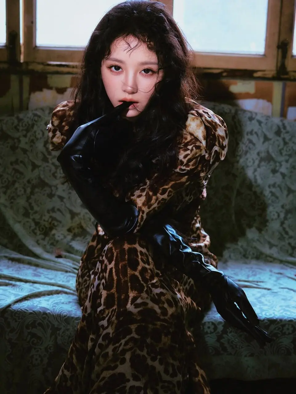 《逐玉》越看越上头的是她！田曦薇9件事，反差魅力才是真杀手锏