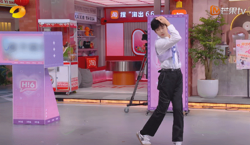 黄晓明的躺枪，沈月的胆大，丁程鑫的翻车，让《你好星期六》封神