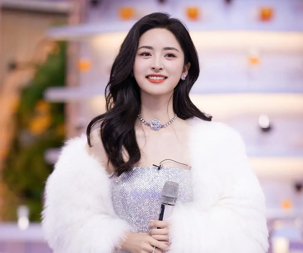 黄晓明的躺枪，沈月的胆大，丁程鑫的翻车，让《你好星期六》封神