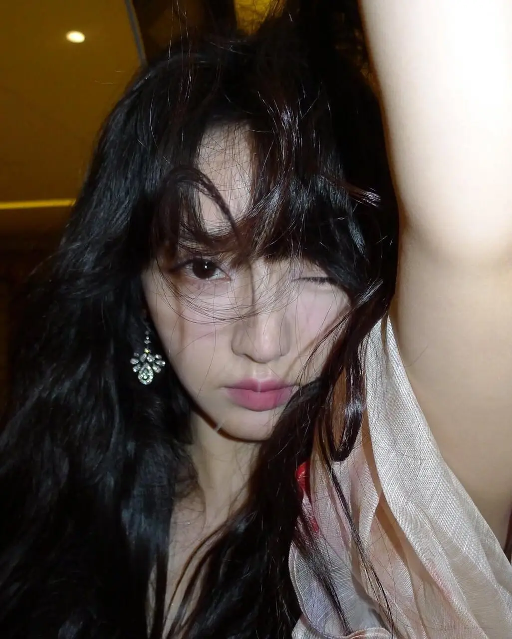 《逐玉》越看越上头的是她！田曦薇9件事，反差魅力才是真杀手锏