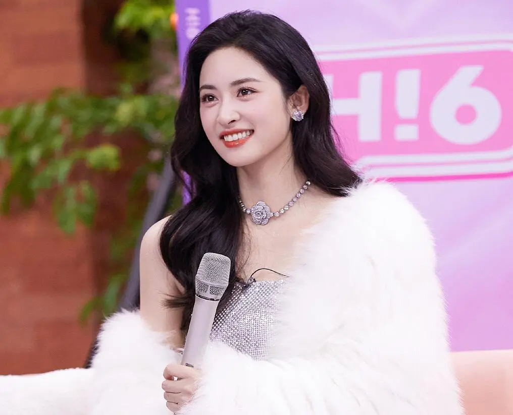 黄晓明的躺枪，沈月的胆大，丁程鑫的翻车，让《你好星期六》封神