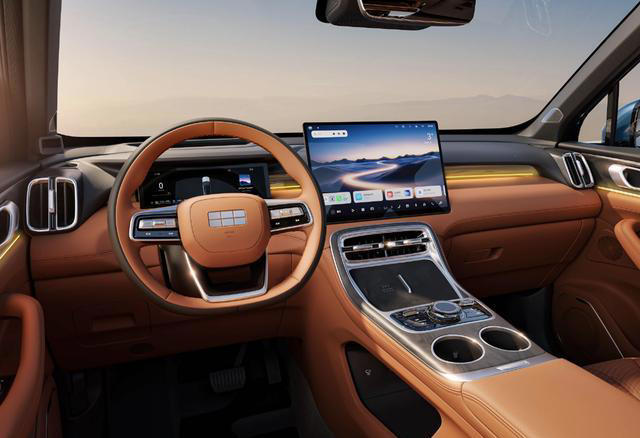 吉利的爆款SUV，轴距2785mm，搭载1.5升插混动力，续航1730km？